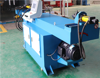 灌裝機(jī)能夠獨(dú)立完成產(chǎn)品的稱量、制袋、填充、封切